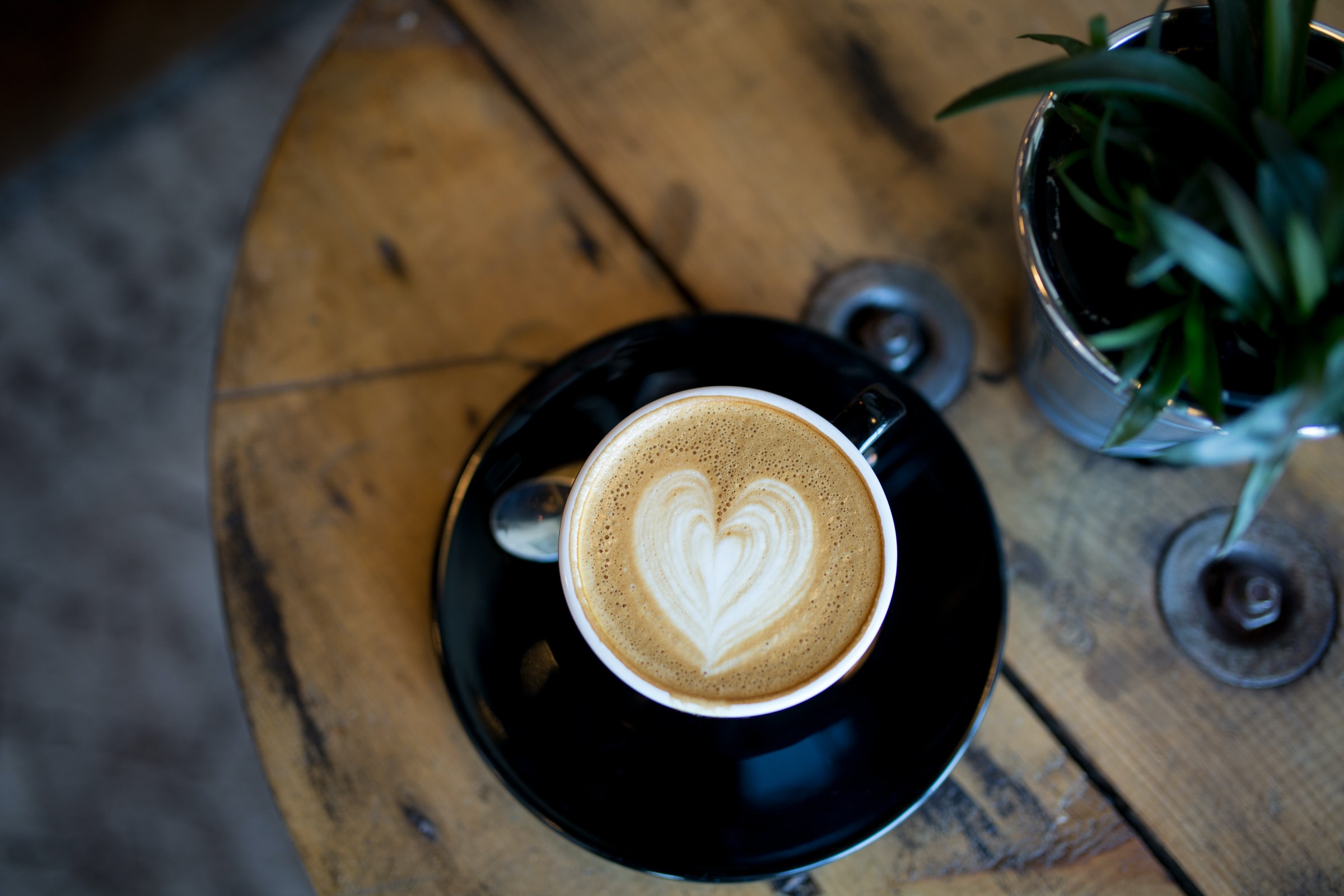 latte med hjärtformat skum