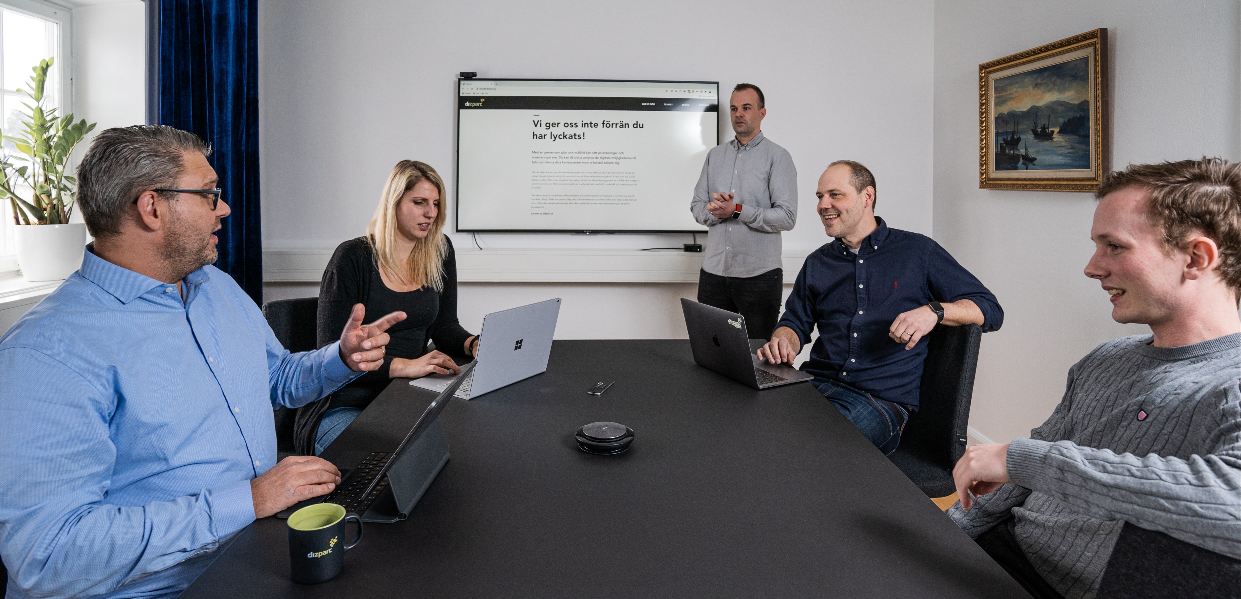 team runt konferensbord