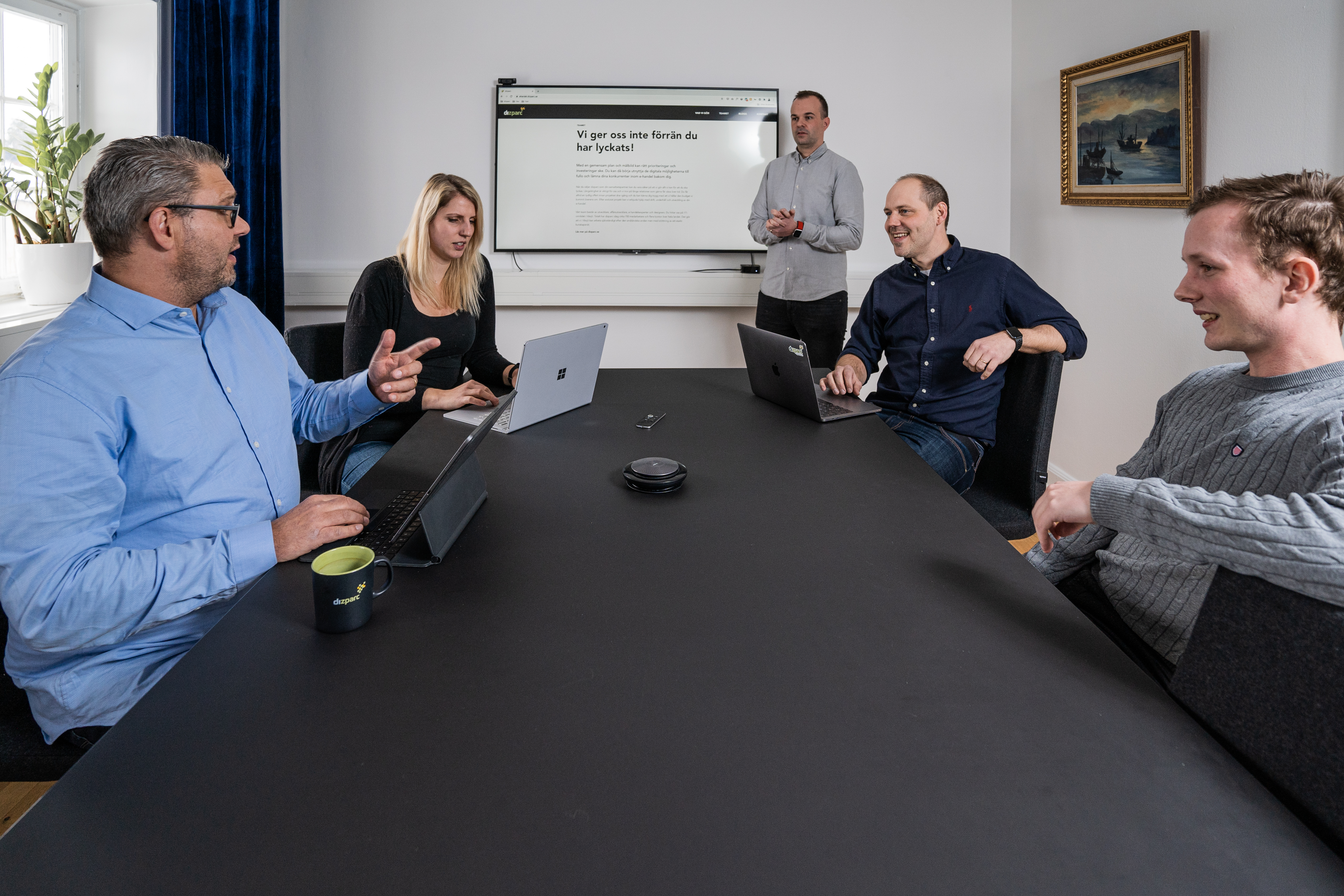 team runt konferensbord