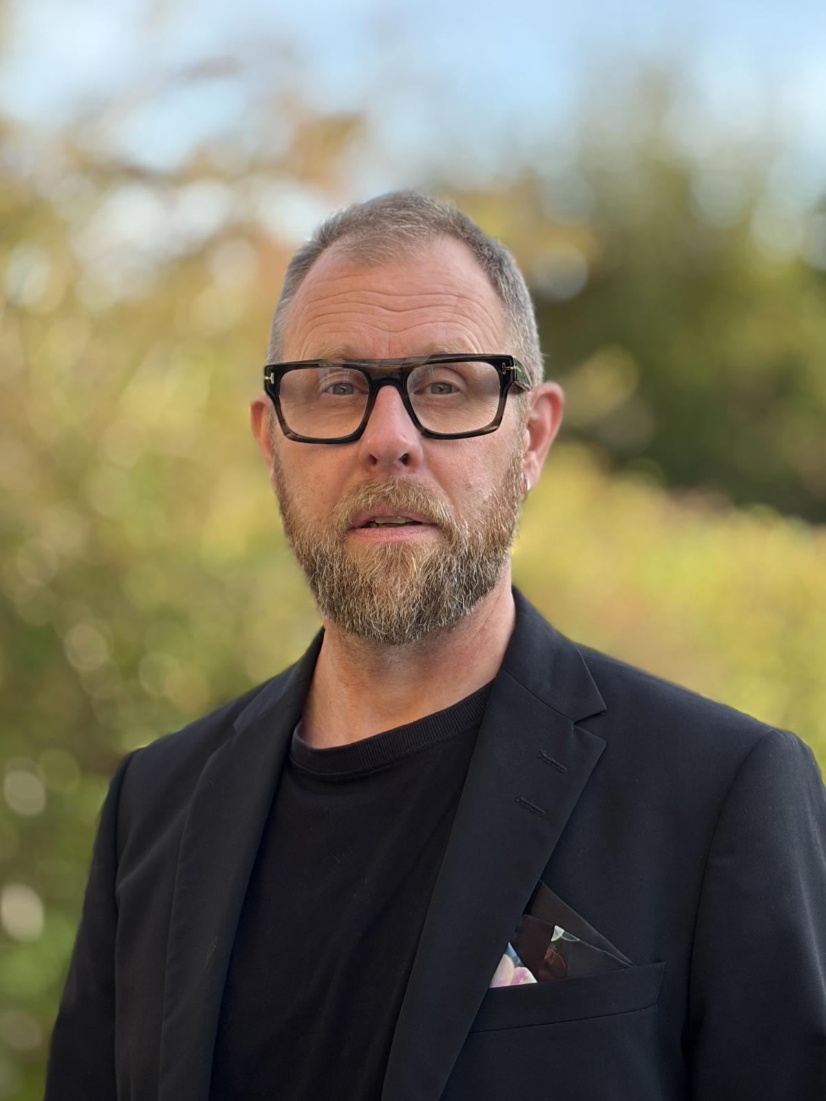 Lär känna Fredrik Lindholm